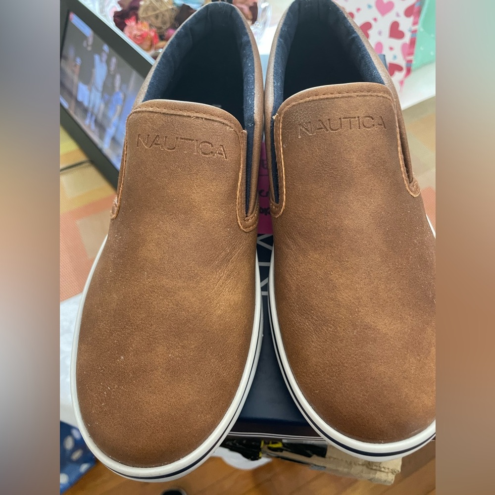 NAUTICA slip on casual shoes 4Y